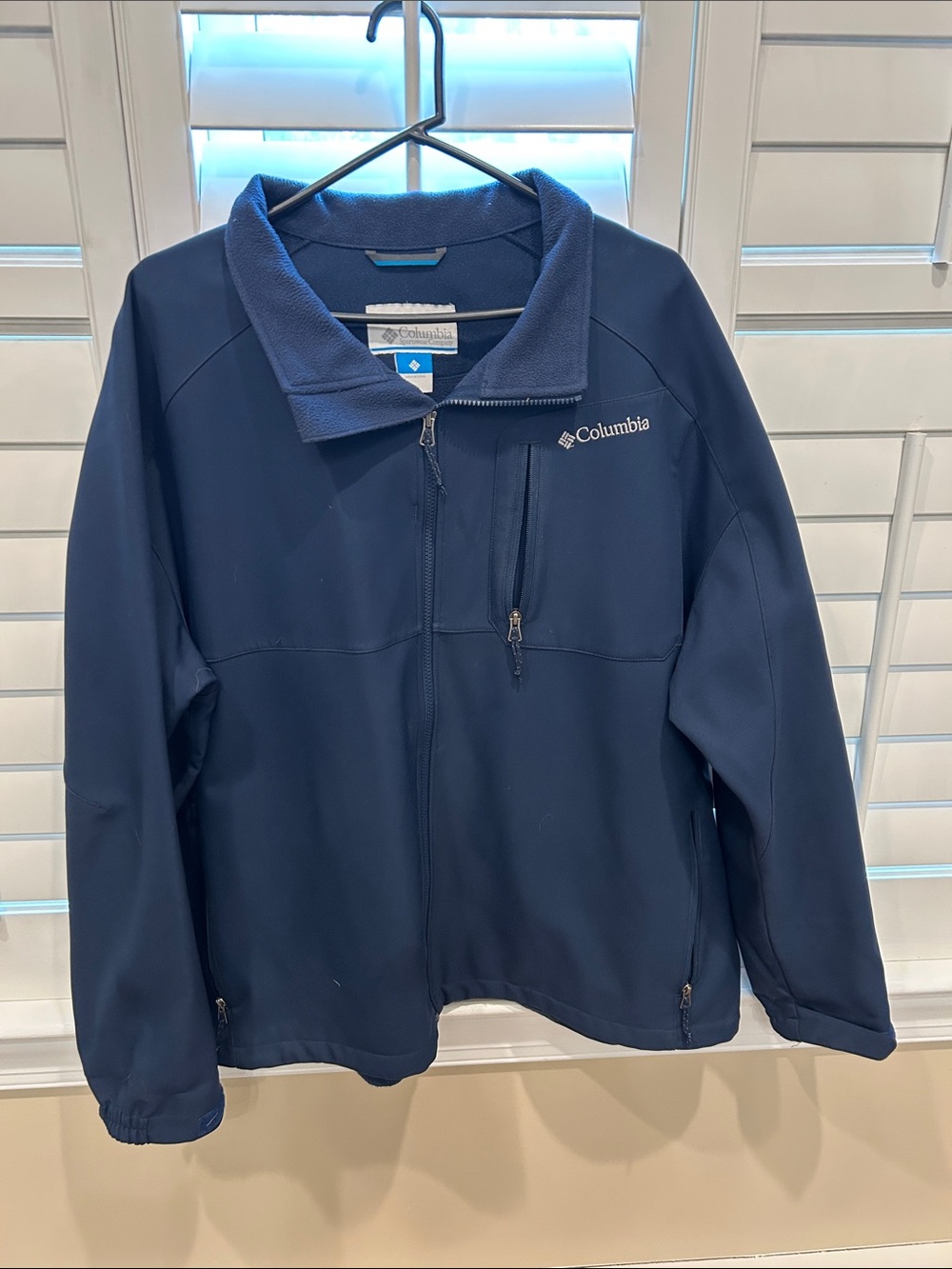 Columbia Men's Navy Softshell Full-Zip Jacket